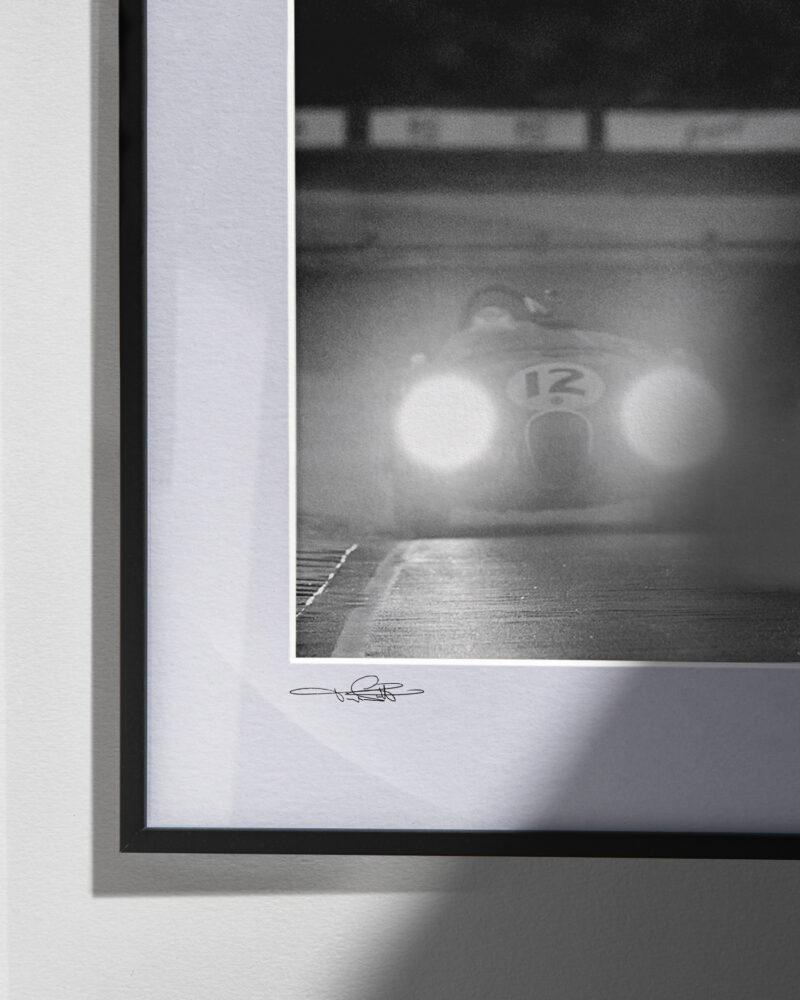 Battling in the rain - Gallery View 4
