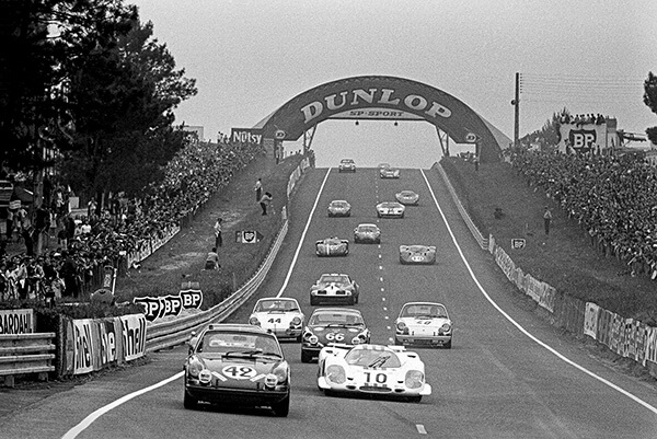 THE PORSCHE ARMY – LE MANS 24H – 1967